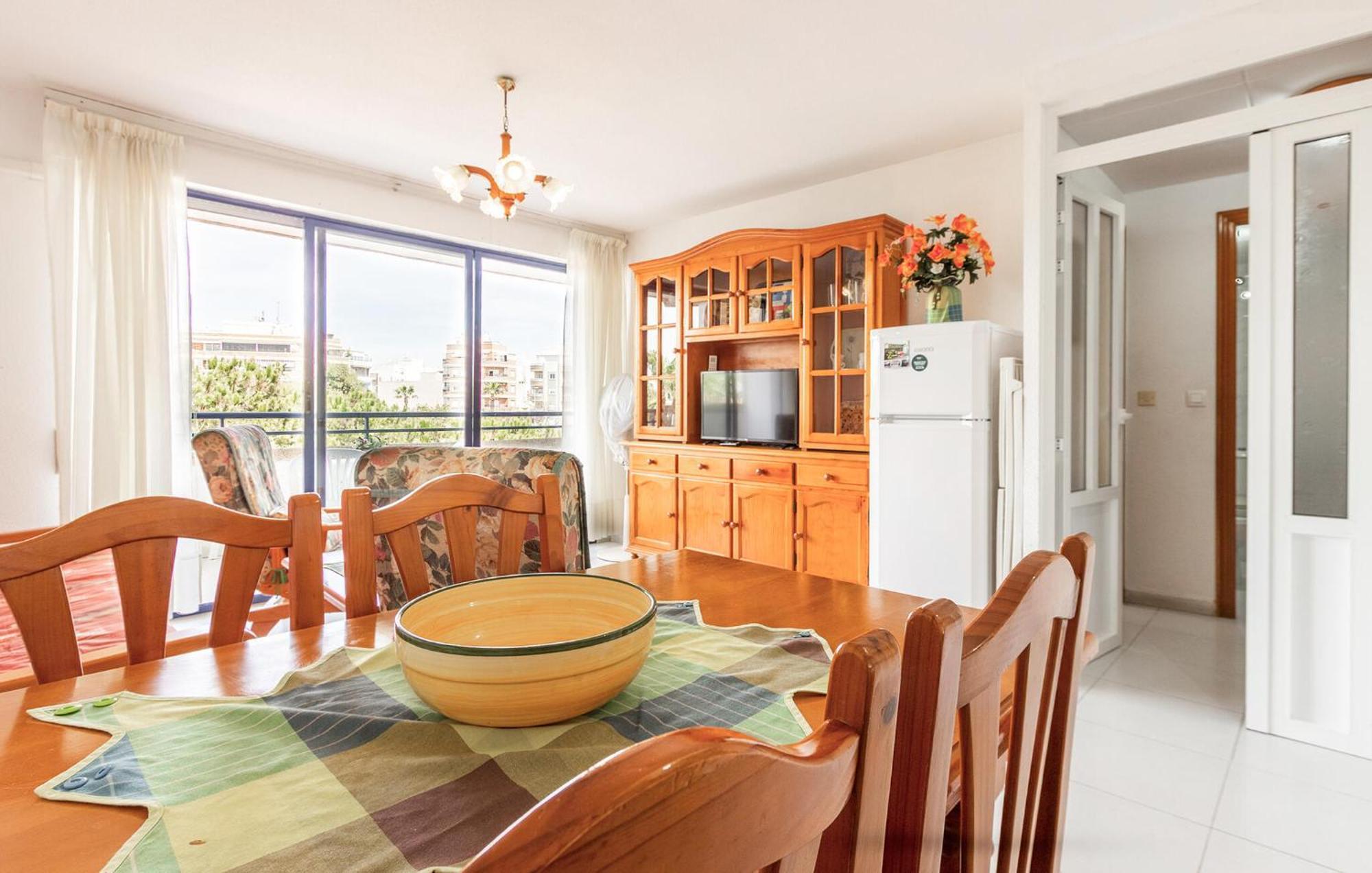 Nice Apartment In Torrevieja With Kitchen Εξωτερικό φωτογραφία