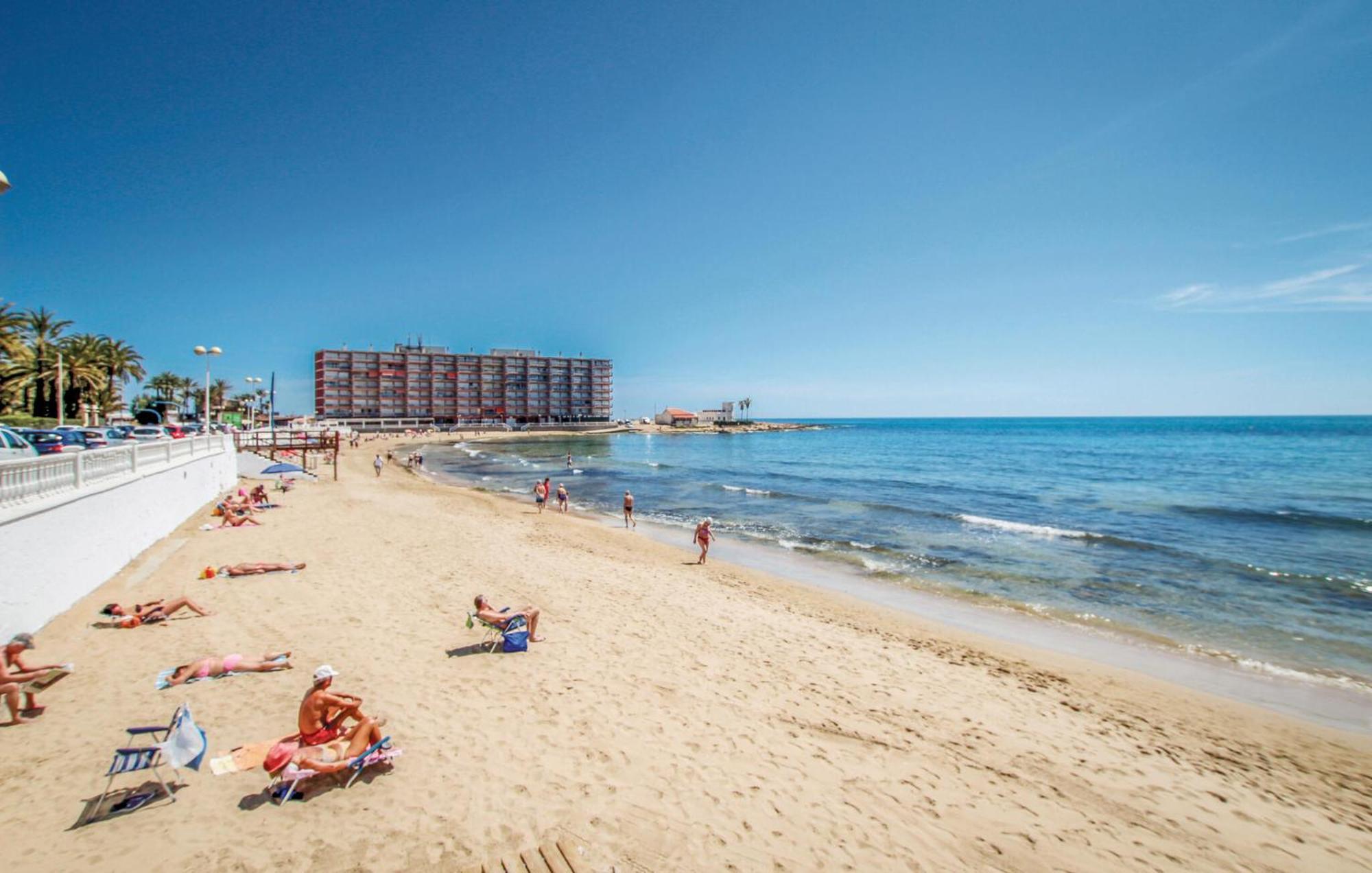 Nice Apartment In Torrevieja With Kitchen Εξωτερικό φωτογραφία