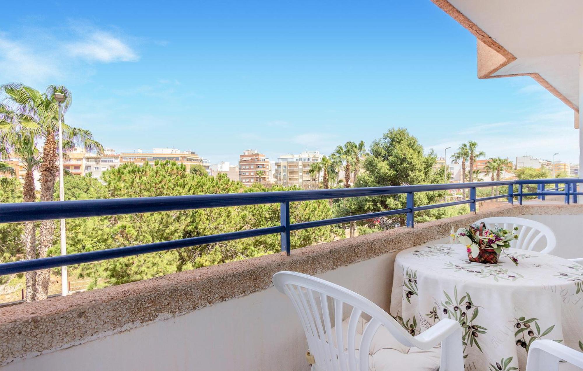 Nice Apartment In Torrevieja With Kitchen Εξωτερικό φωτογραφία
